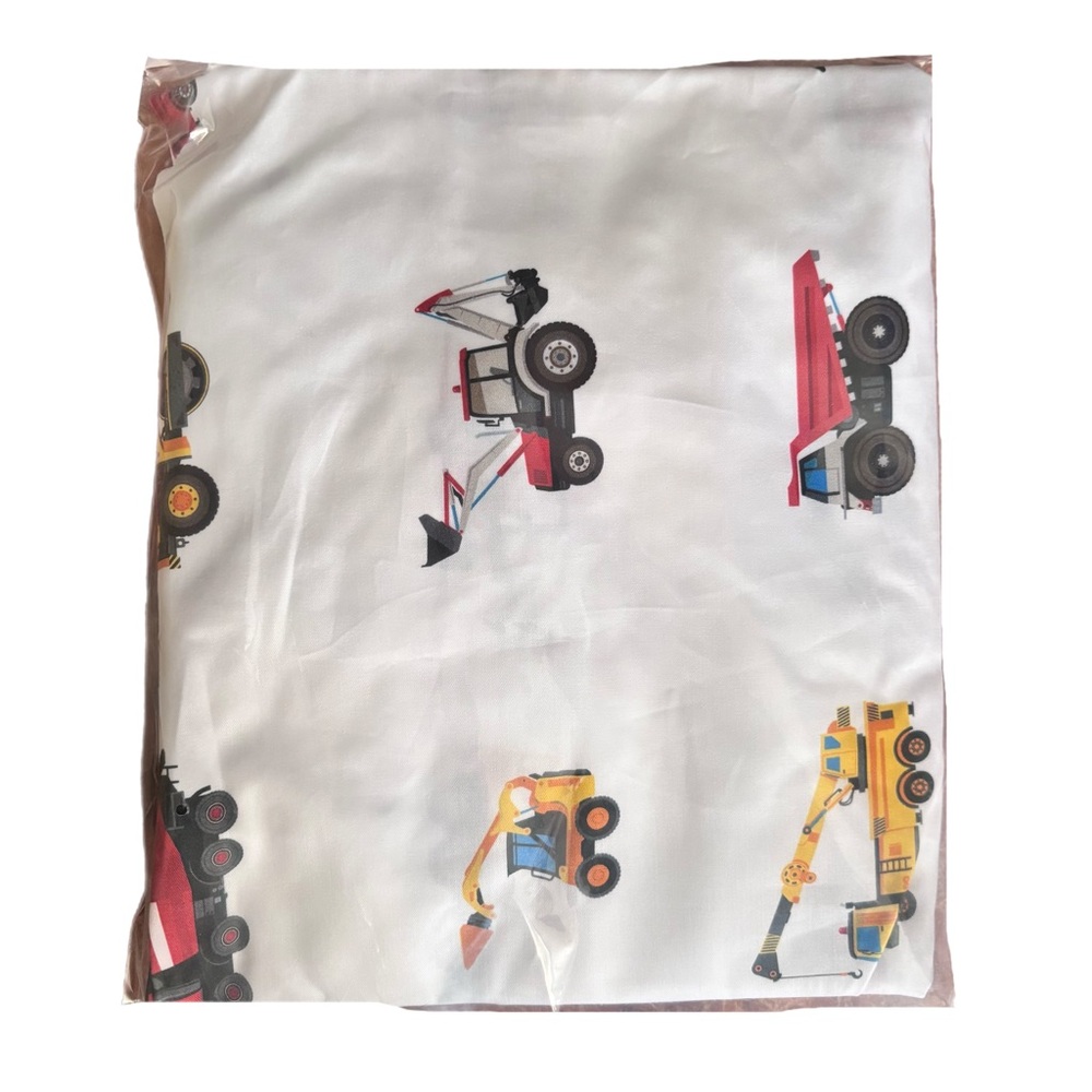 100% Cotton fitted Crib sheet Organic Construction-Themed